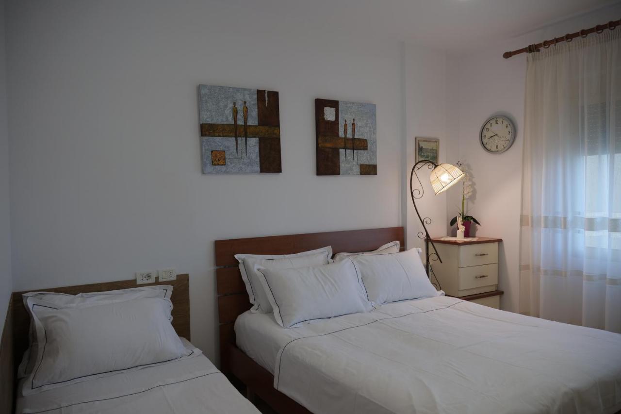 Teuta Apartment Durres Exterior photo